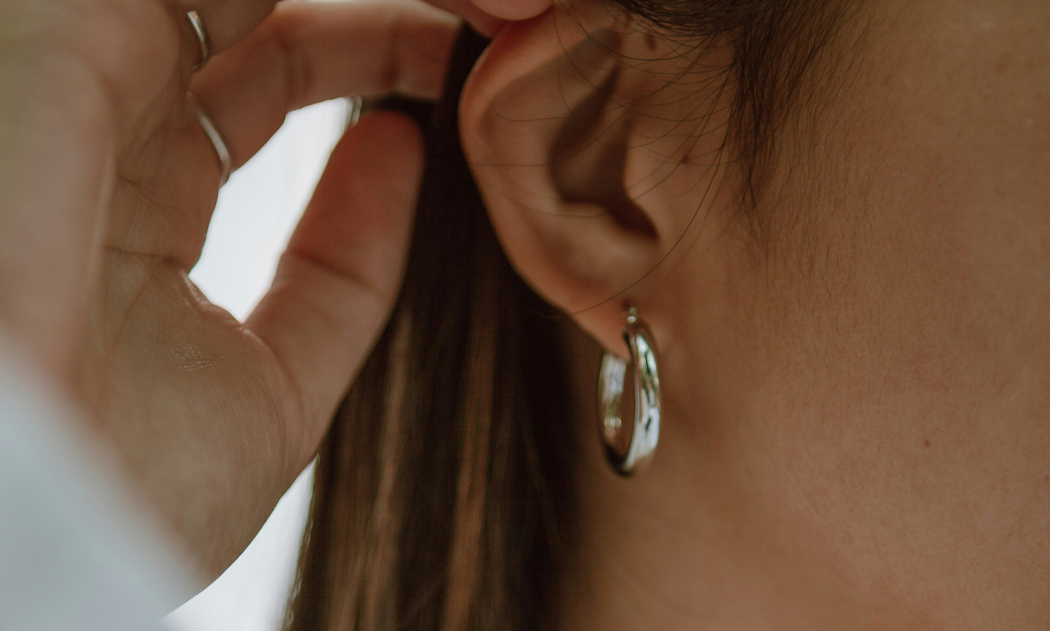 Caring for Your Earrings and Piercings: Tips for Healthy, Stylish Ears