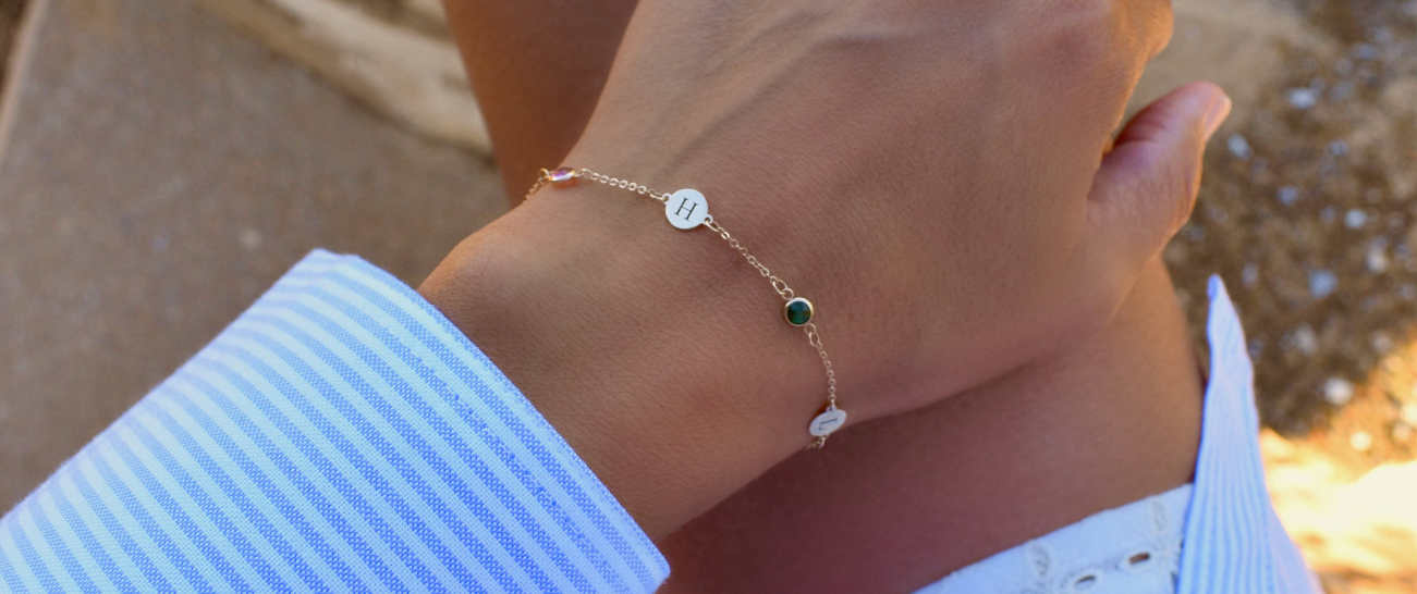 Why Gold Birthstone Bracelets Make the Best Birthday Gifts