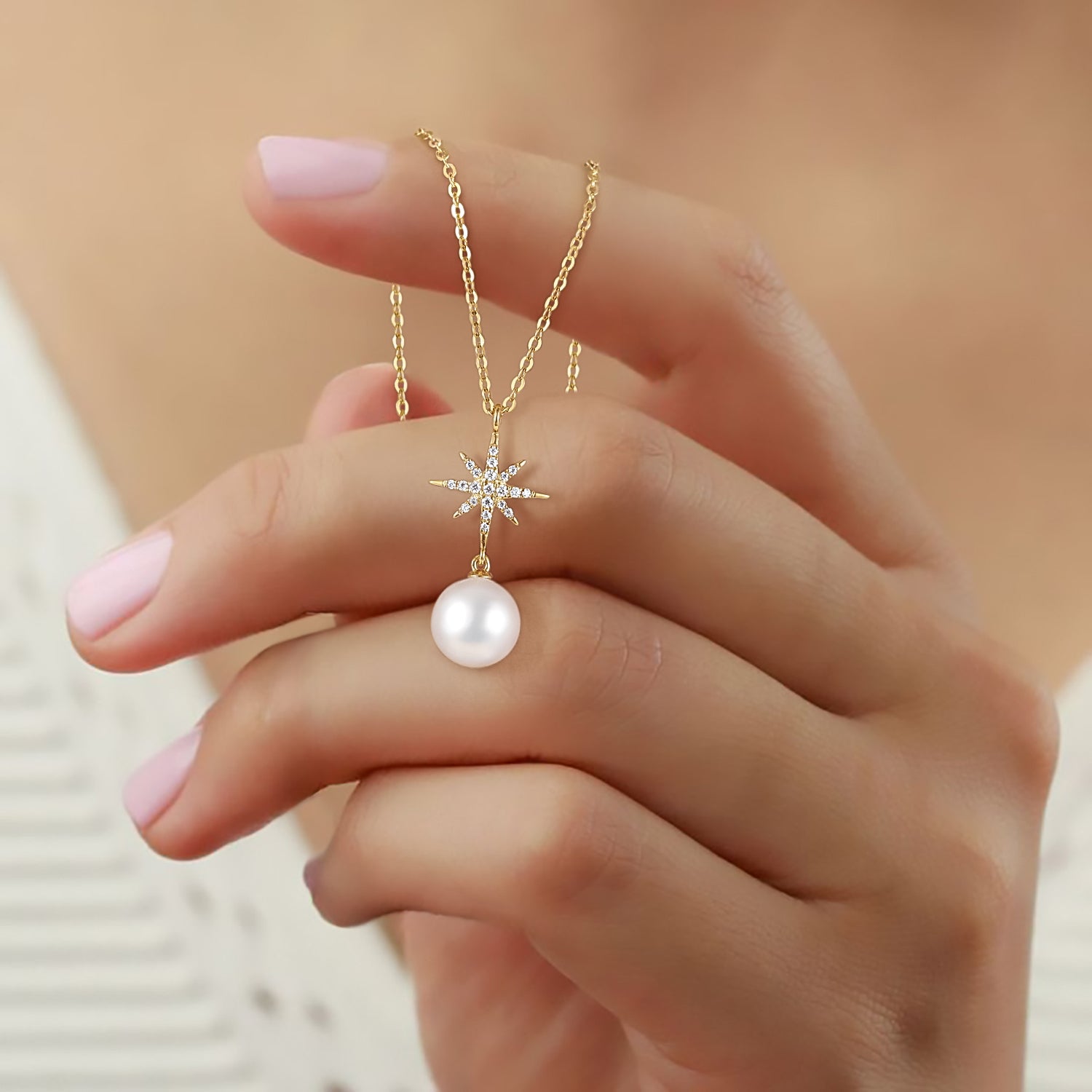 Freshwater Pearl Pendant with Star