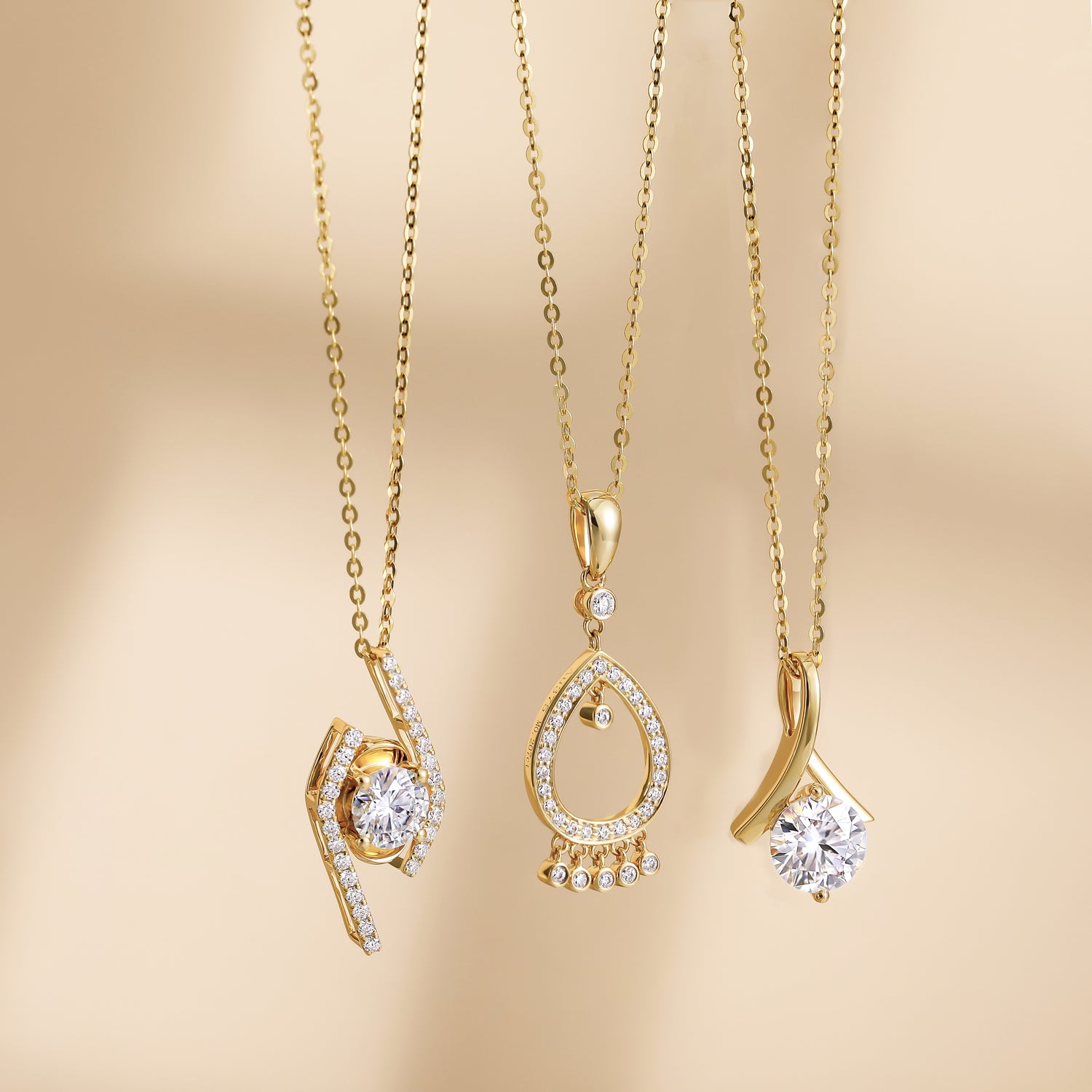 Delicate Moissanite Curved Gold Necklace