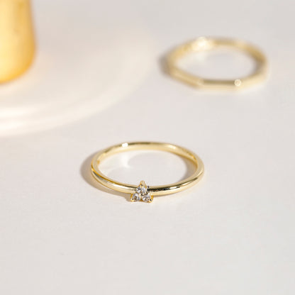 simple engagement rings，ring sizes，ring subscription，birthstone rings，14K Gold Ring