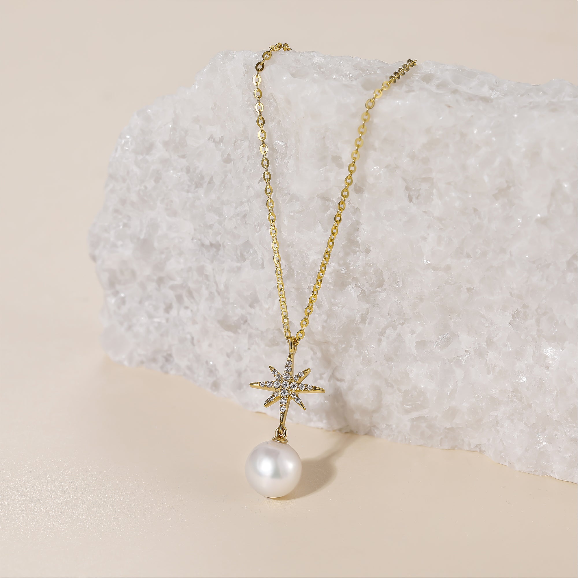 Freshwater Pearl Pendant with Star